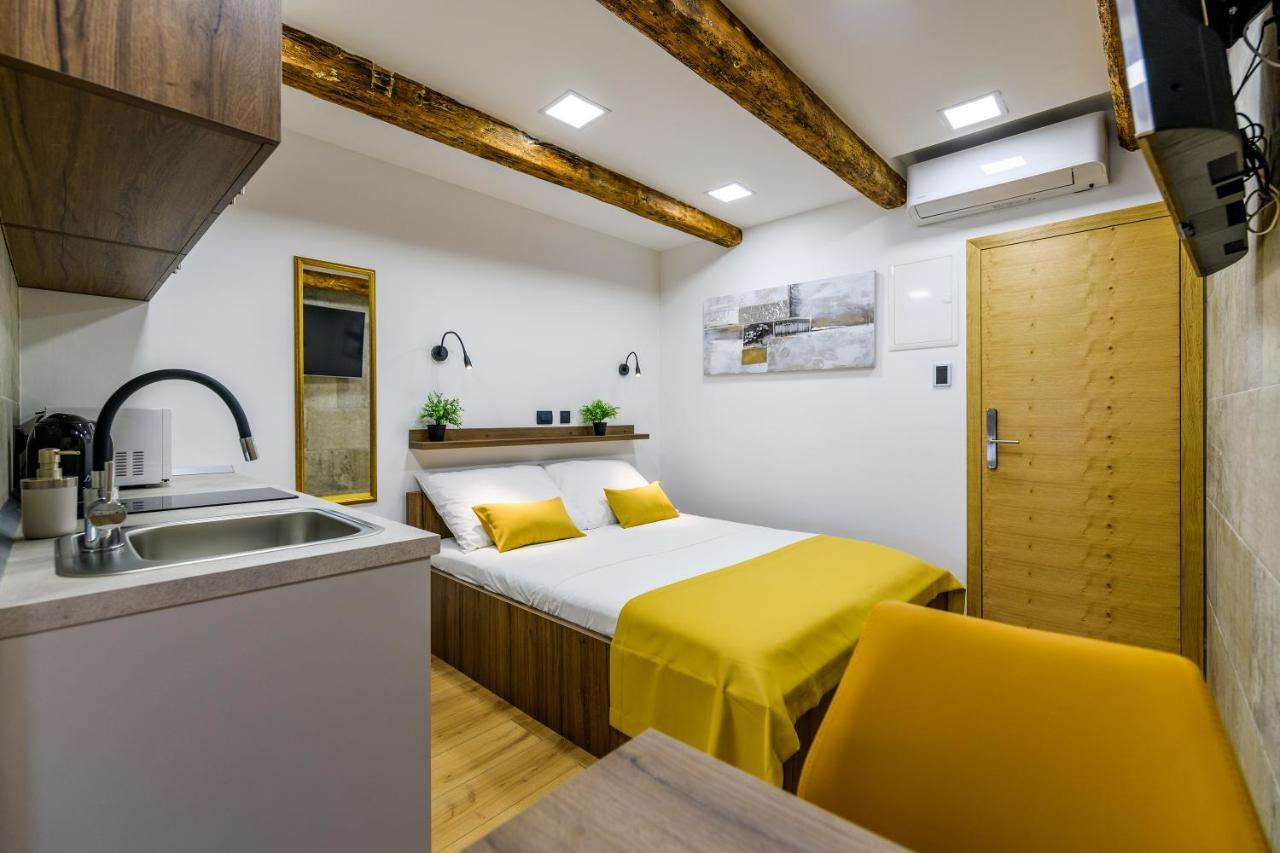 Urban Apartments With Sauna Zadar Exteriör bild