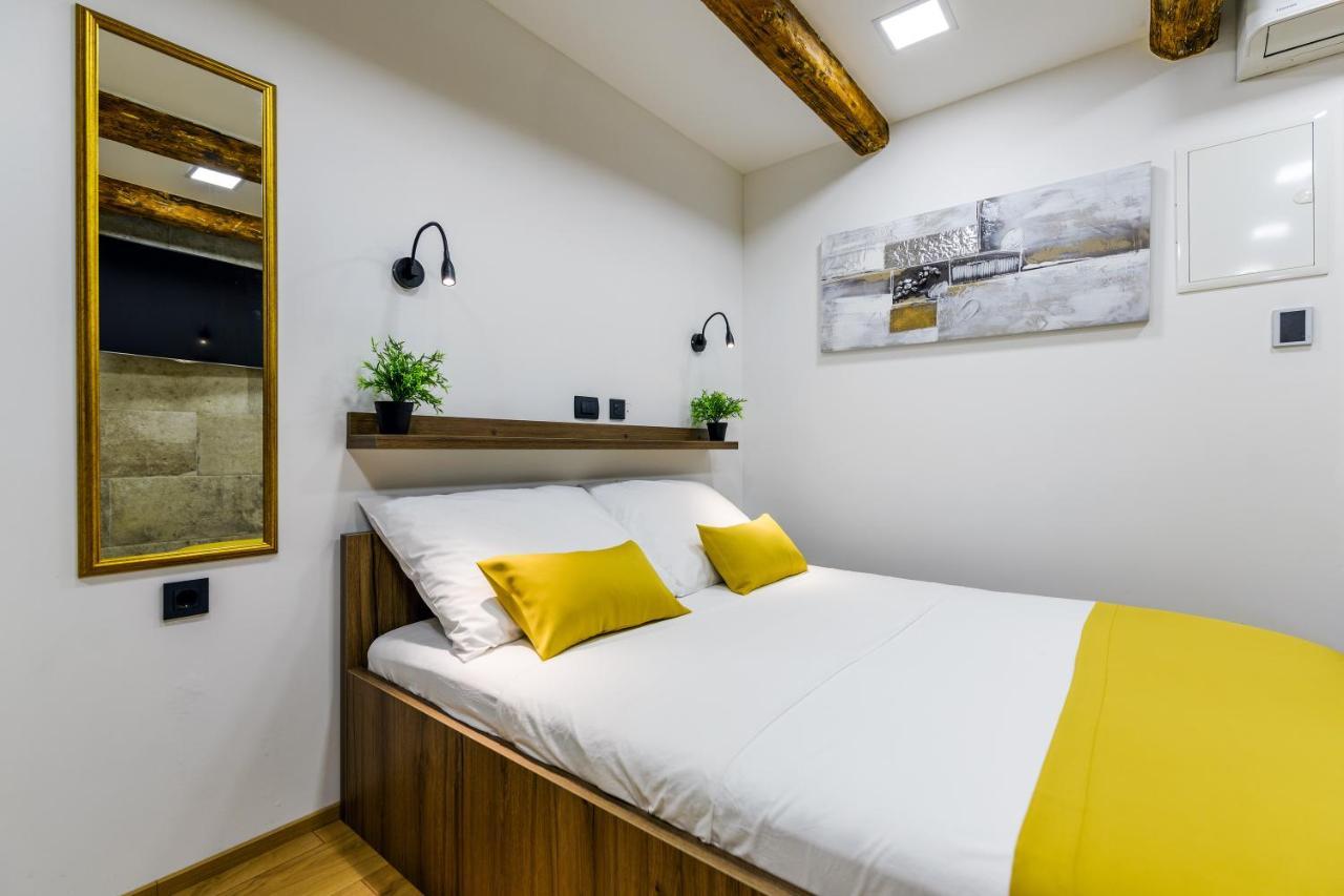 Urban Apartments With Sauna Zadar Exteriör bild