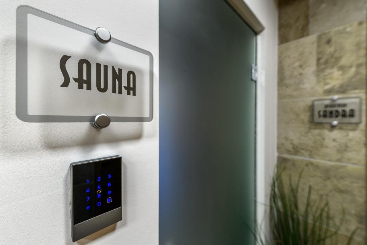 Urban Apartments With Sauna Zadar Exteriör bild