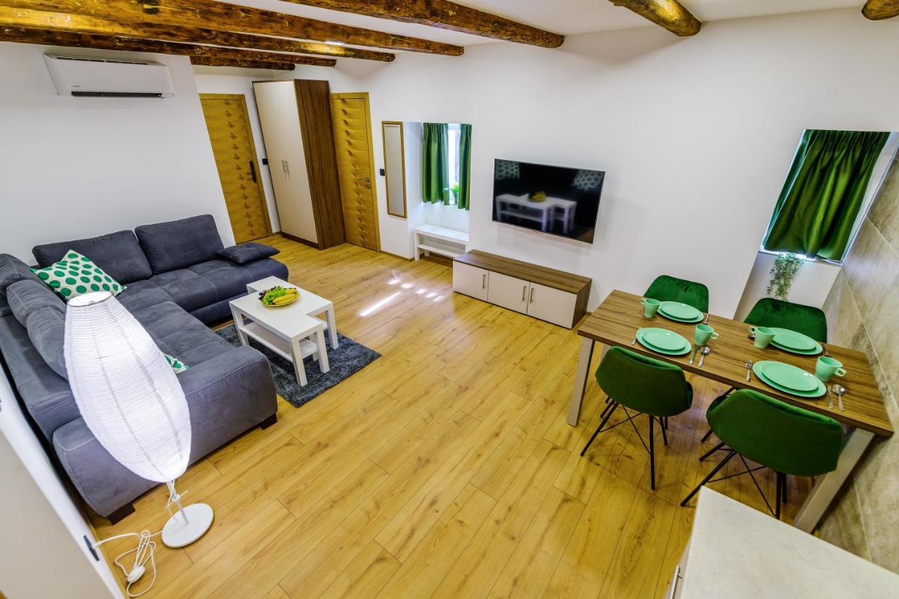 Urban Apartments With Sauna Zadar Exteriör bild
